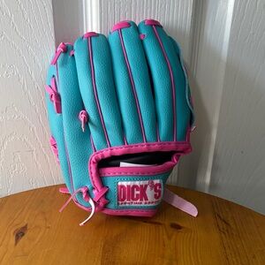 Dick’s Blue/Pink Toddler Girl’s Teeball Glove